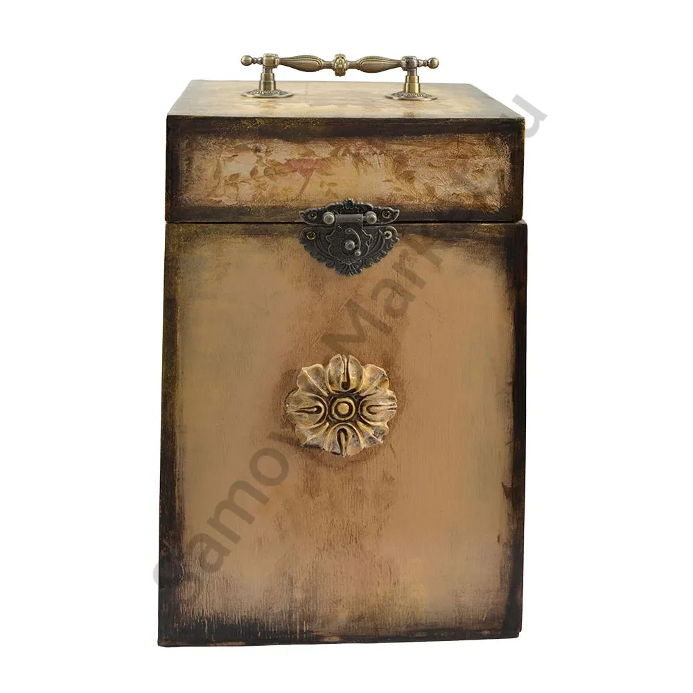 Сундук малый с металлической ручкой, размер 18*18*35 см Сундук малый с металлической ручкой, размер 18*18*35 см